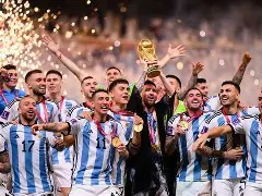 包含天才梅西领衔巴西队，欧洲杯比赛势不可挡的词条