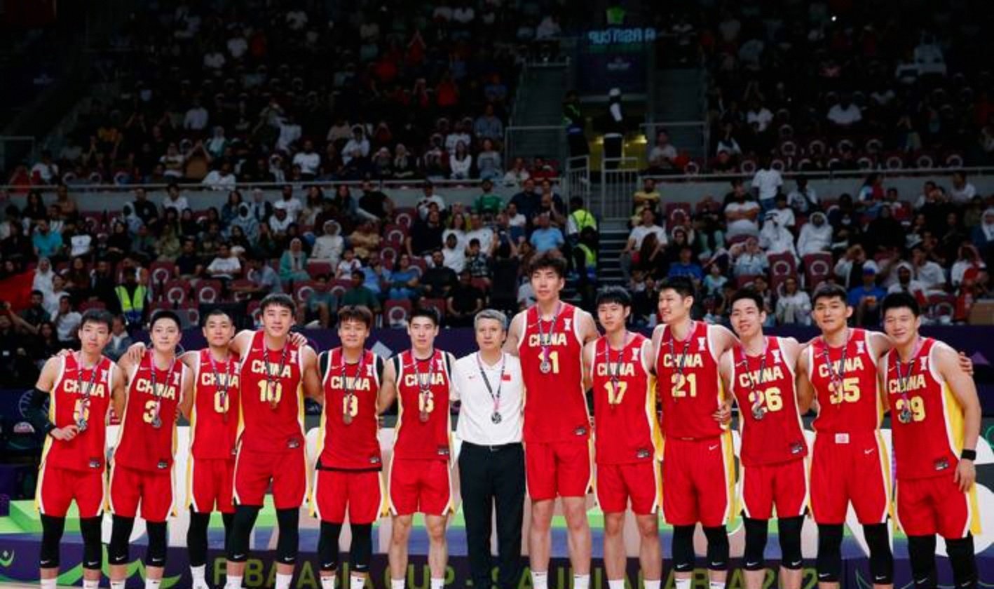 世界杯篮球预选赛各队展现出色实力